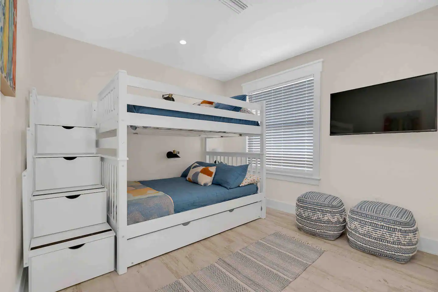 The bunk room with trundle
